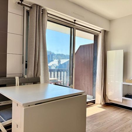 Apartamento Le Yearling Deauville Exterior foto